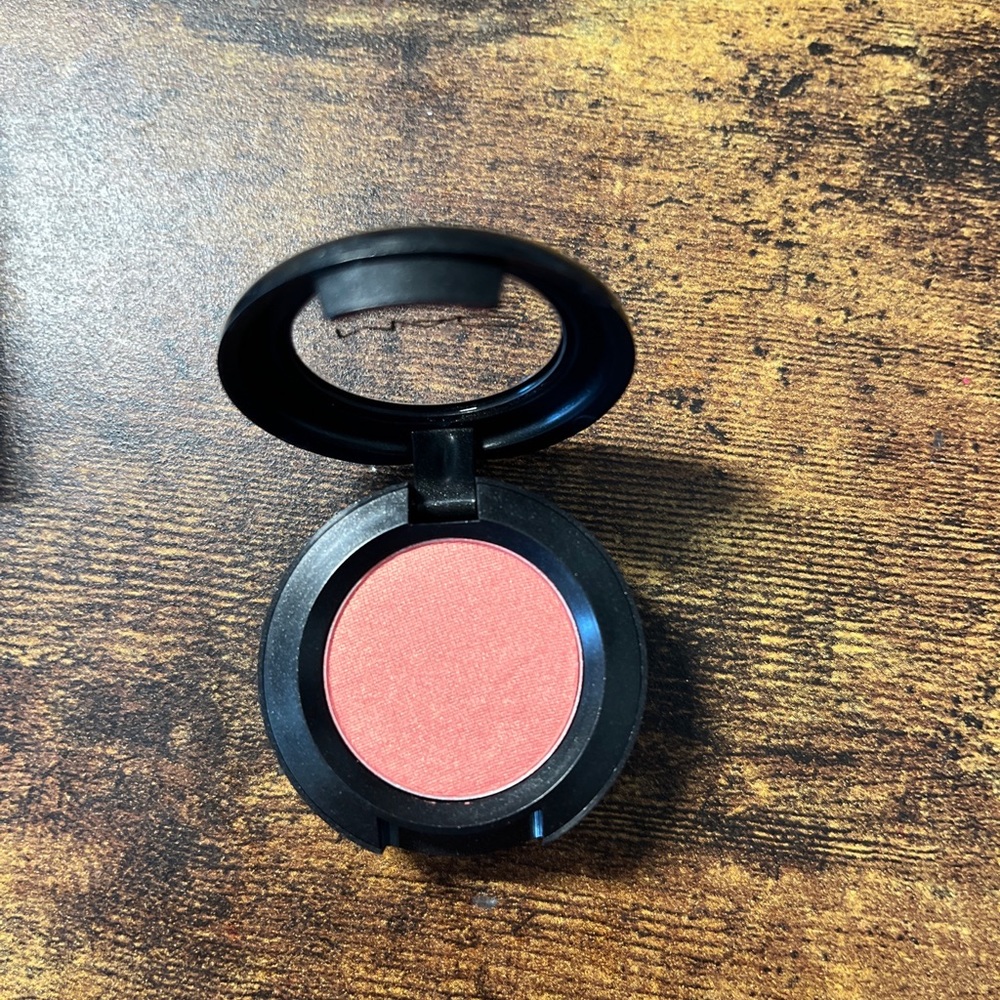 Last One! NIB MAC "PARADISCO Frost" Eye Shadow - Picture 2 of 4